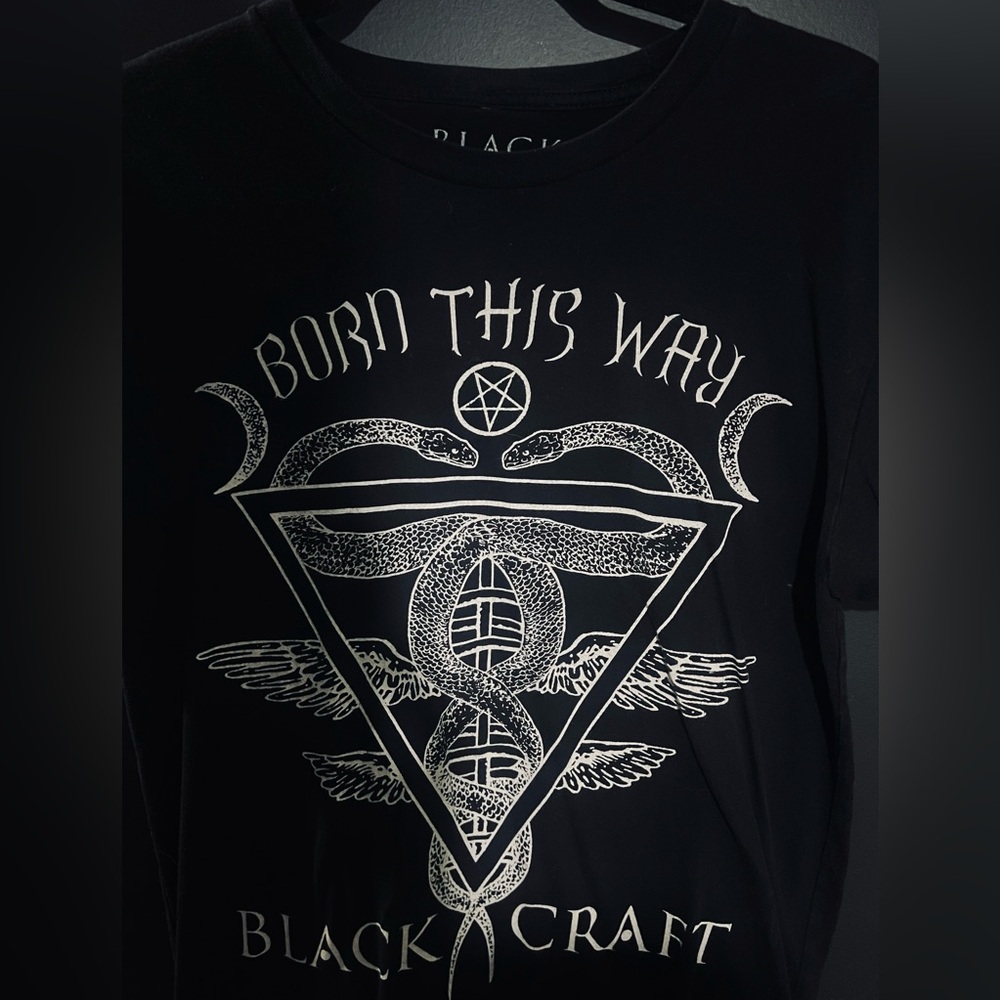 Black Craft Cult T-Shirt "Born at his Way Medium (M)